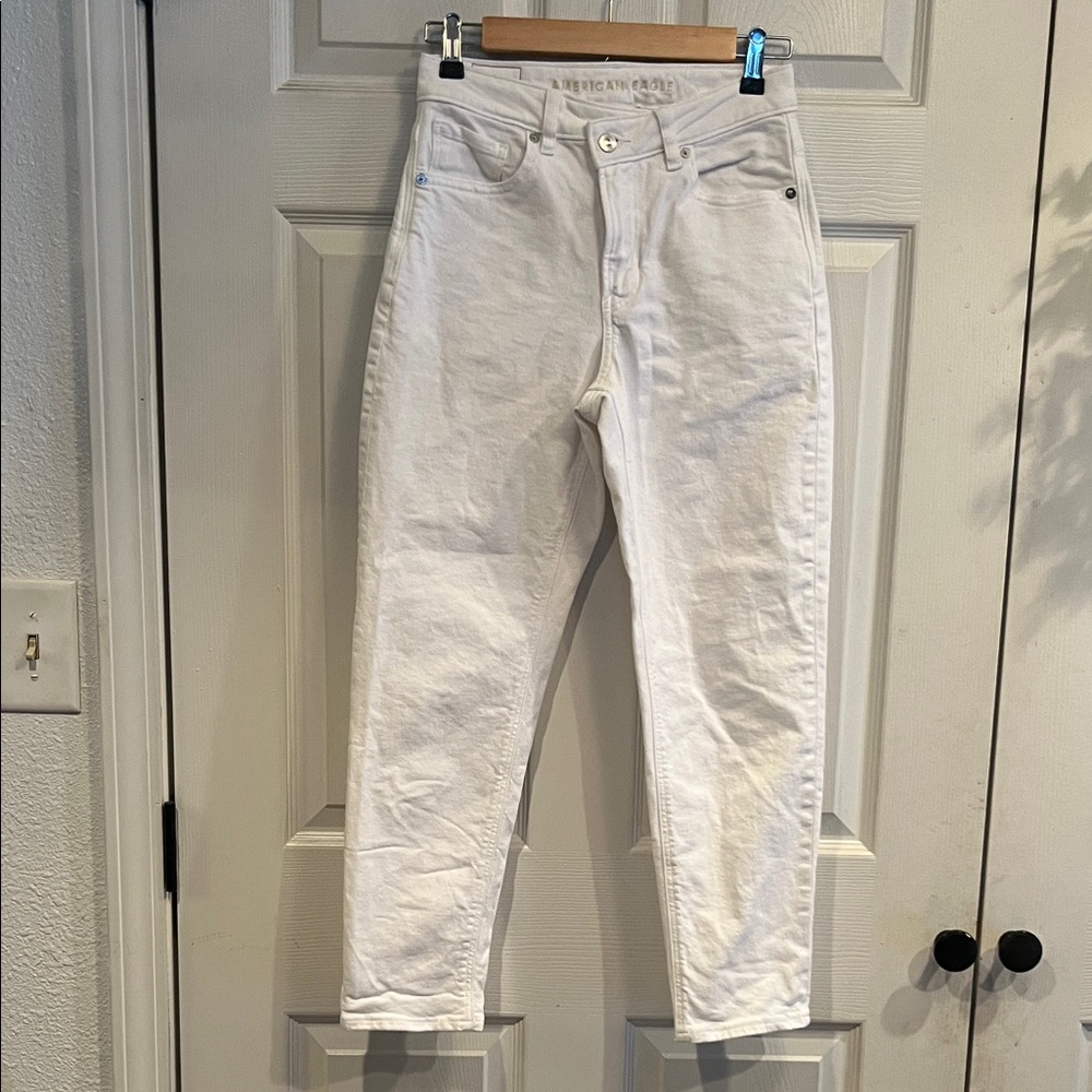 American Eagle Outfitters White Cropped Jeans